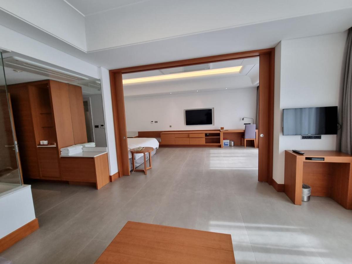 Pinegrove Hotel Gimhae Eksteriør billede